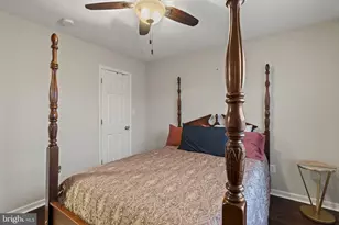 30139 Hickory Ln, Langhorne, PA 19047 - Photo 17