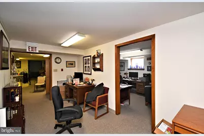 601 W Market Street #100, Perkasie, PA 18944 - Photo 25