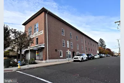 601 W Market Street #100, Perkasie, PA 18944 - Photo 31