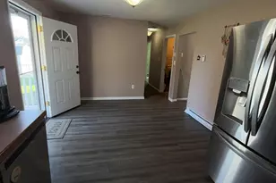 9 Lynns Ct, Morrisville, PA 19067 - Photo 13