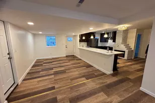 25 Oval Turn Ln, Levittown, PA 19055 - Photo 3