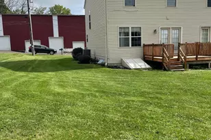 910 Vine St, Perkasie, PA 18944 - Photo 31