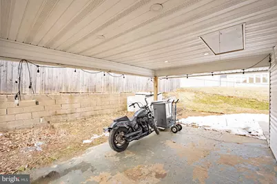 42 Hollyhock Lane, Levittown, PA 19055 - Photo 5