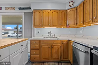 20 Fireside Lane, Levittown, PA 19055 - Photo 7