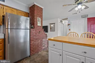 20 Fireside Ln, Levittown, PA 19055 - Photo 9