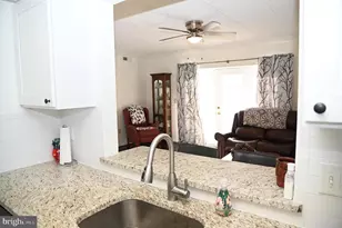 7206 Centennial Station, Warminster, PA 18974 - Photo 9