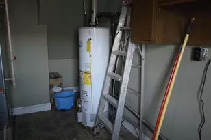 2416 Fleetwing Dr, Levittown, PA 19057 - Photo 13