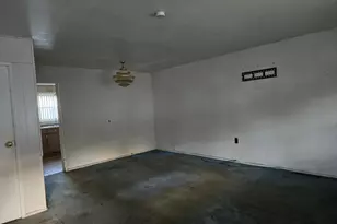 2416 Fleetwing Dr, Levittown, PA 19057 - Photo 5