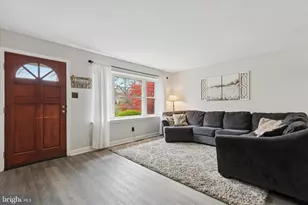 108 Devon Rd, Chalfont, PA 18914 - Photo 3