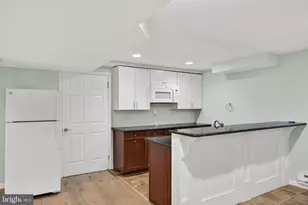 10 Avondale Dr, Newtown, PA 18940 - Photo 87