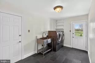 10 Avondale Dr, Newtown, PA 18940 - Photo 69