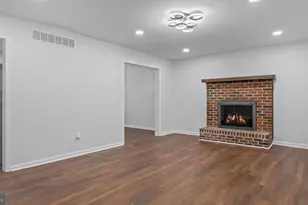 5625 Cricket Ln, Bensalem, PA 19020 - Photo 5