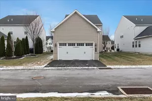 3765 Christopher Day Rd, Doylestown, PA 18902 - Photo 31