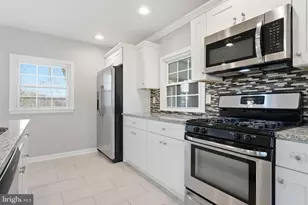 208 Trenton Rd, Fairless Hills, PA 19030 - Photo 13