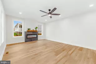 866 Hulmeville Rd, Langhorne, PA 19047 - Photo 13