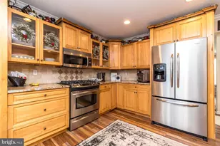 4221 Sir Andrew Cir, Doylestown, PA 18902 - Photo 5