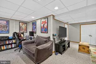 154 Galway Cir, Chalfont, PA 18914 - Photo 35