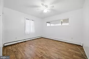 58 Jolly Ln, Levittown, PA 19055 - Photo 17