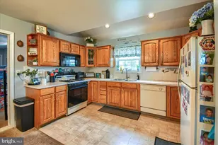 1010 Sweetbriar Rd, Perkasie, PA 18944 - Photo 35