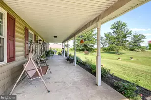 1010 Sweetbriar Rd, Perkasie, PA 18944 - Photo 7