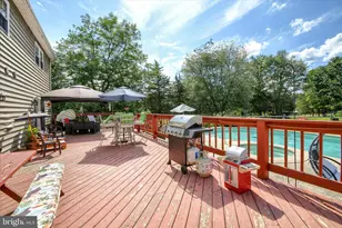 1010 Sweetbriar Rd, Perkasie, PA 18944 - Photo 47