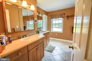 1010 Sweetbriar Rd, Perkasie, PA 18944 - Photo 23