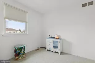 631 Whittier Dr, Warminster, PA 18974 - Photo 5