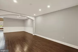 102 Julian Dr E, Warwick, PA 18974 - Photo 3