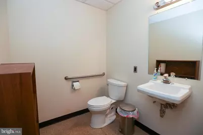 200 Highpoint Drive #214, Chalfont, PA 18914 - Photo 7