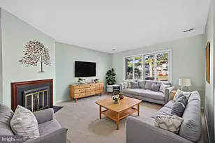 7 Garrison Pl, Newtown, PA 18940 - Photo 7