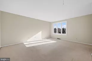 7 Garrison Pl, Newtown, PA 18940 - Photo 25