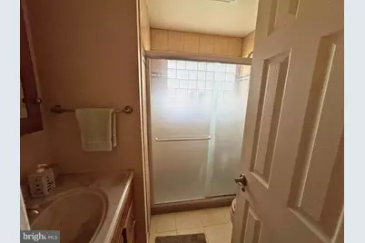 46 Hydrangea Road, Levittown, PA 19056 - Photo 17