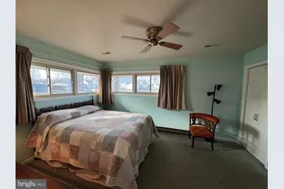 46 Hydrangea Road, Levittown, PA 19056 - Photo 9