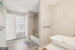 5437 Rinker Cir, Doylestown, PA 18902 - Photo 11