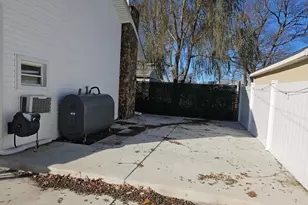 414 Delaware Ave, Croydon, PA 19021 - Photo 19