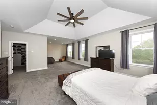 8 Elizabeth Ln, Doylestown, PA 18901 - Photo 29