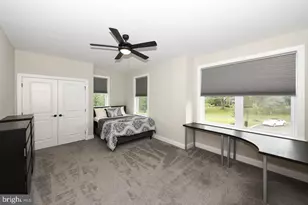 8 Elizabeth Ln, Doylestown, PA 18901 - Photo 37