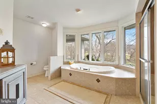 100 E Holland Rd, Holland, PA 18966 - Photo 25