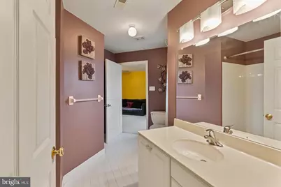 100 E Holland Road, Holland, PA 18966 - Photo 31