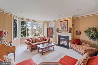 100 E Holland Road, Holland, PA 18966 - Photo 5