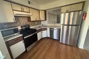 301 Hopkins Ct, Southampton, PA 18966 - Photo 9