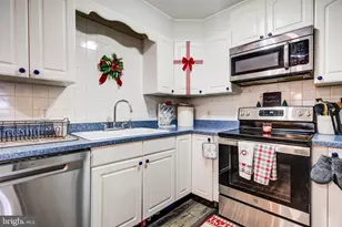 83 Indigo Rd, Levittown, PA 19057 - Photo 19