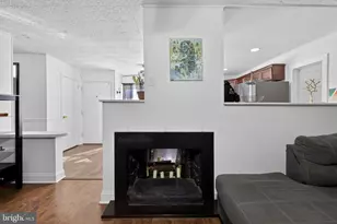 111 Border Rock Rd, Levittown, PA 19057 - Photo 11