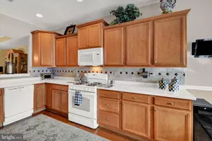 300 Reagan Dr, Sellersville, PA 18960 - Photo 11