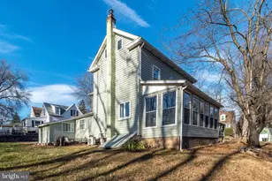 4924 Ridge Ave, Feasterville-Trevose, PA 19053 - Photo 3