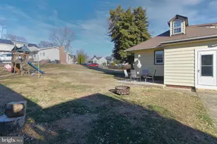 639 C Ave, Feasterville-Trevose, PA 19053 - Photo 31