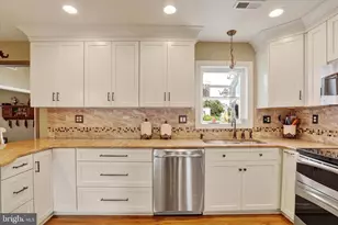 1825 Badger Rd, Bensalem, PA 19020 - Photo 3