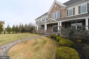 19 Goldney Dr, Newtown, PA 18940 - Photo 5