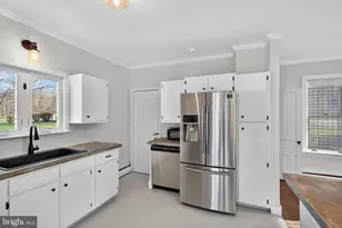 49 E Cherry Rd, Quakertown, PA 18951 - Photo 19