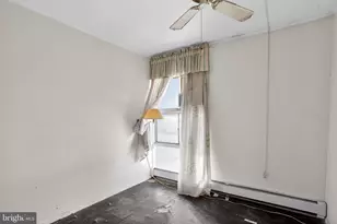 6 Field Ln, Levittown, PA 19055 - Photo 11
